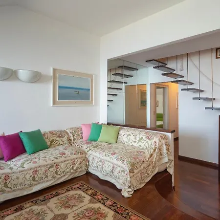 Apartament La Nave Sospesa *